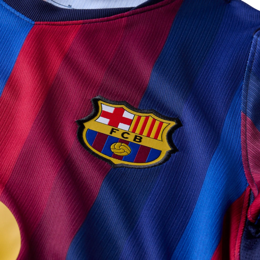 Kids Kit Barcelona 2026/27 I Home Fan