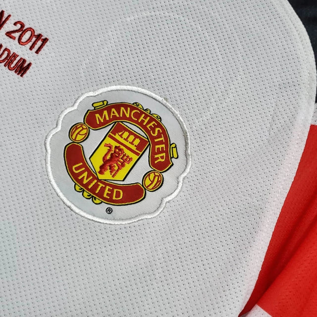 Manchester United 2010/11 White Retro