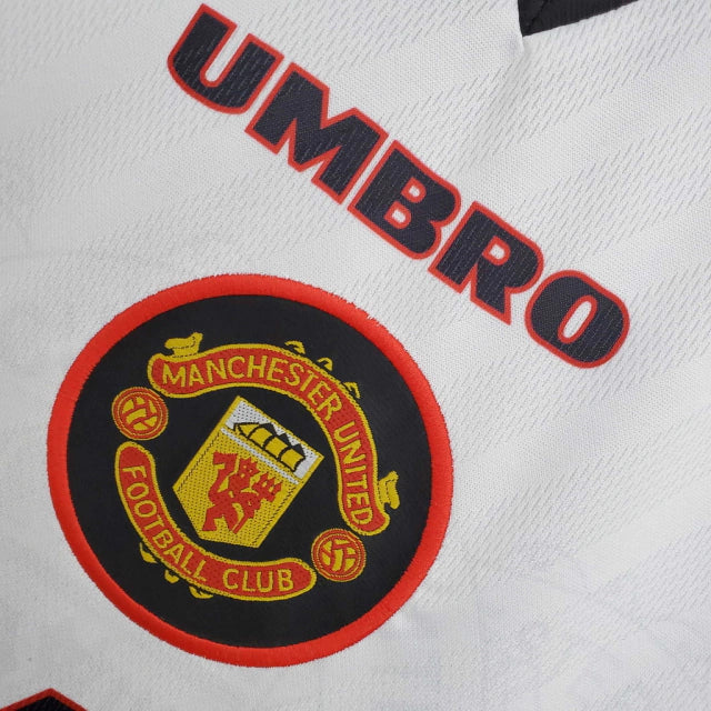 Manchester United 1996/97 White Retro