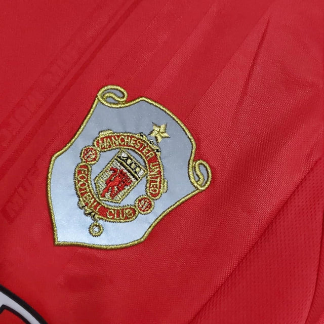 Manchester United 1999/00 Red Retro