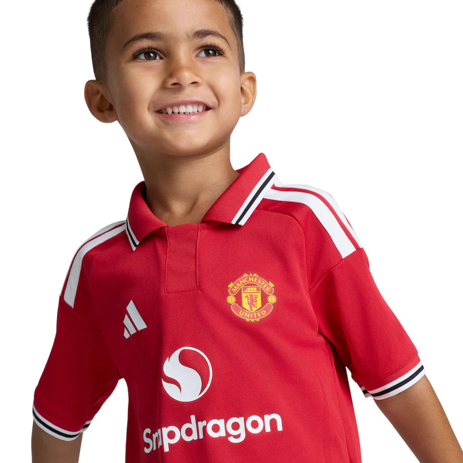Kids Kit Manchester United 2026/27 I Home Fan