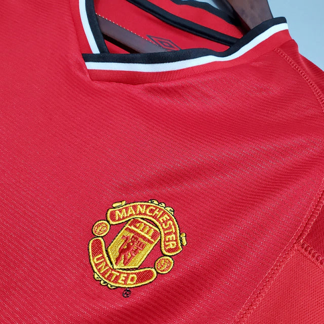 Manchester United 2000/01 Retro Jersey