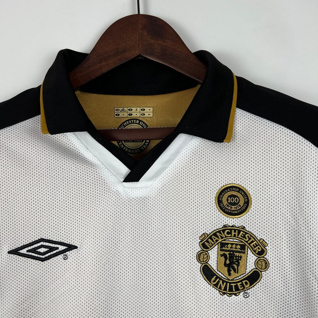 Manchester United 2001/02 100 Years Reversible Retro