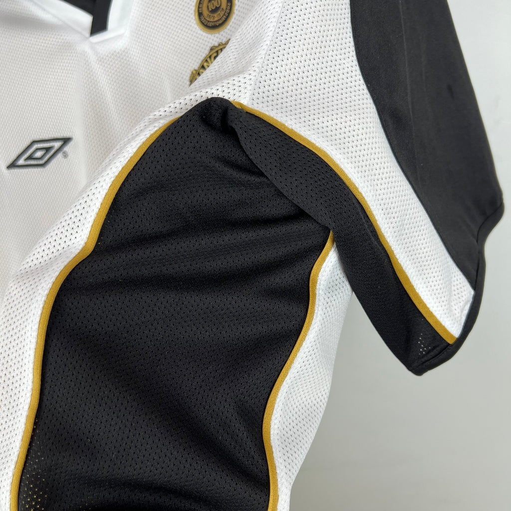Manchester United 2001/02 100 Years Reversible Retro