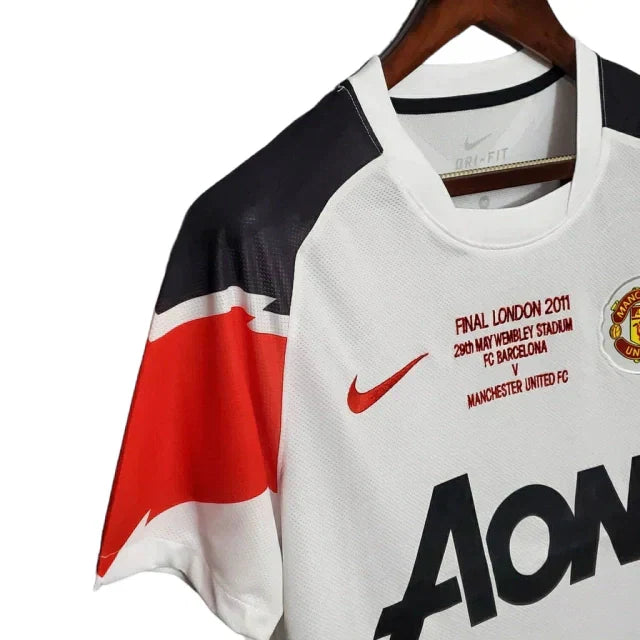 Manchester United 2010/11 White Retro