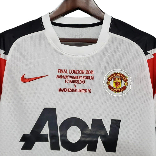 Manchester United 2010/11 White Retro