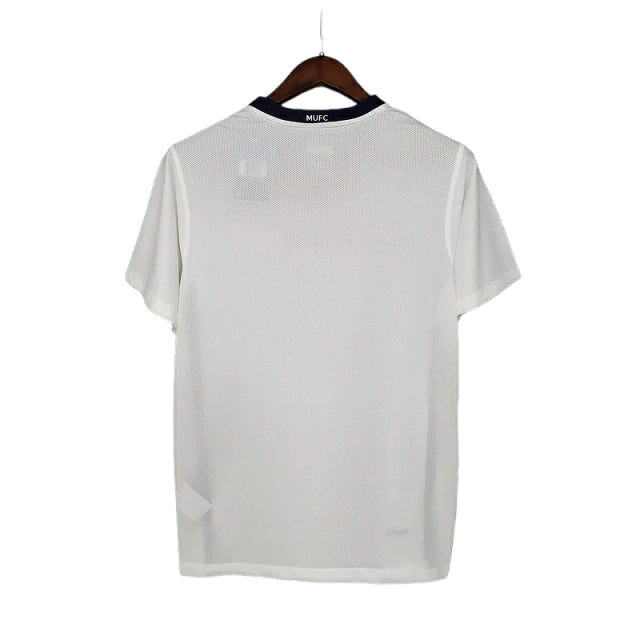 Manchester United 2008/09 White Retro