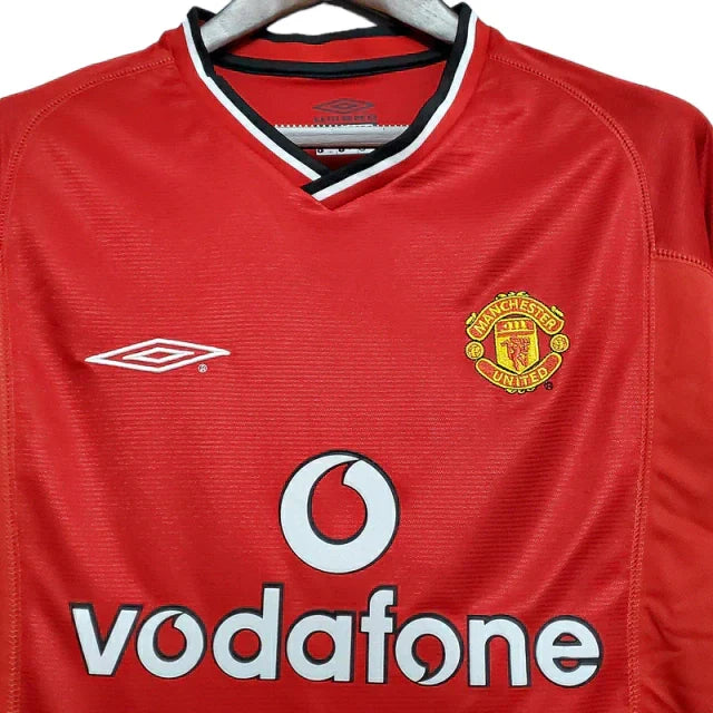 Manchester United 2000/01 Retro Jersey