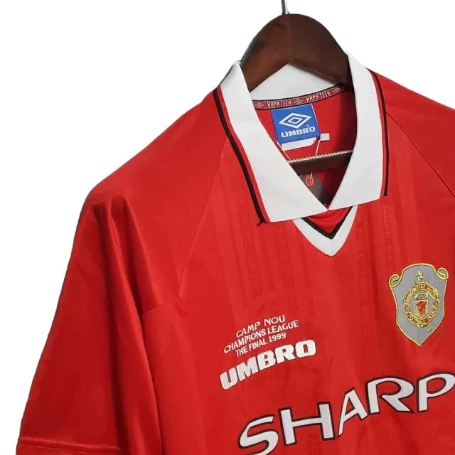Manchester United 1999/00 Red Retro