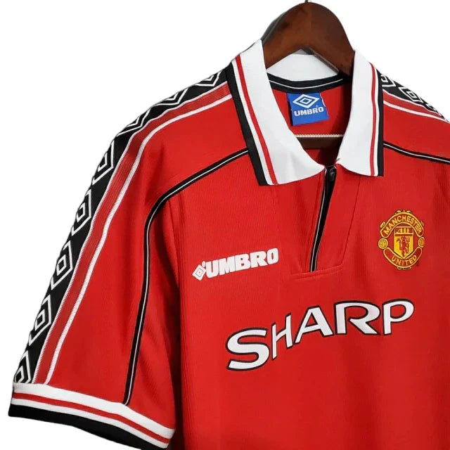 Manchester United 1998/99 Red Retro
