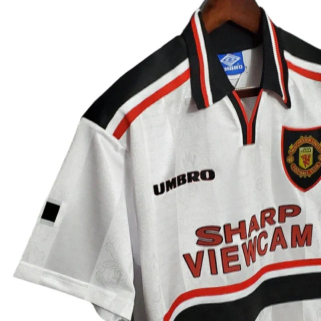 Manchester United 1997/98 White Retro