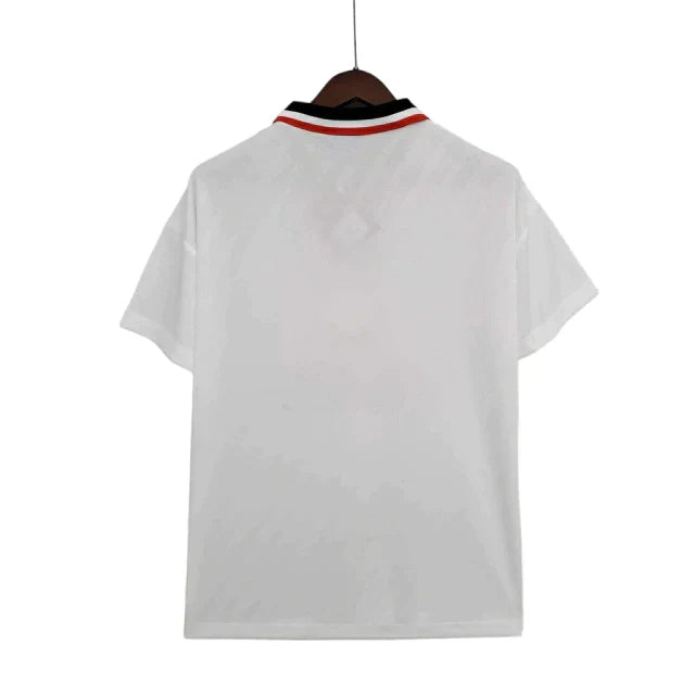 Manchester United 1996/97 White Retro