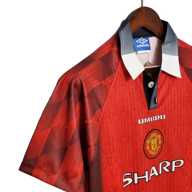 Manchester United 1996 Red Retro