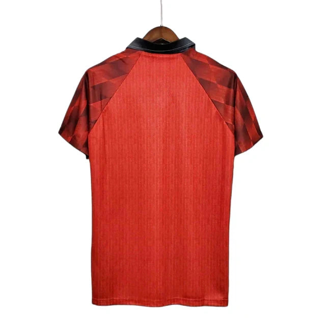 Manchester United 1996 Red Retro