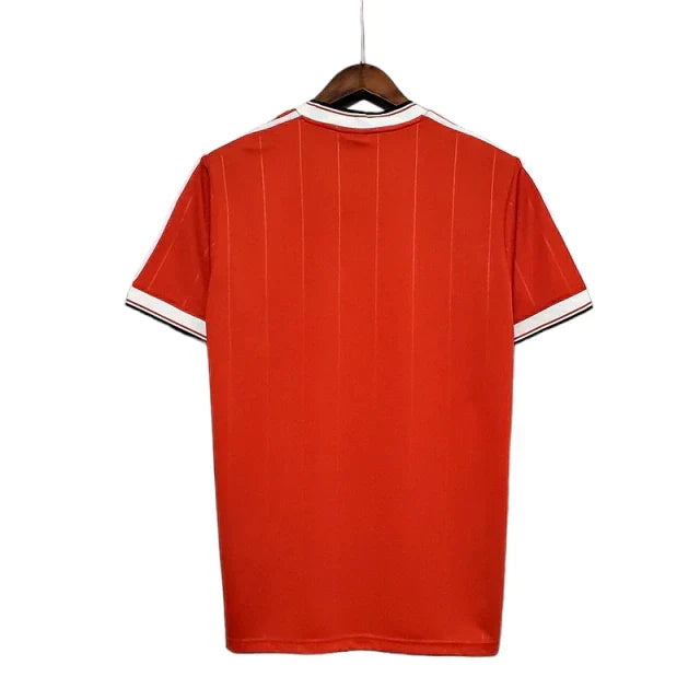 Manchester United 1983/84 Retro Jersey